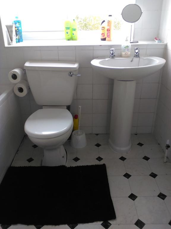 Carters Guesthouse Милтон-Кейнс Номер фото